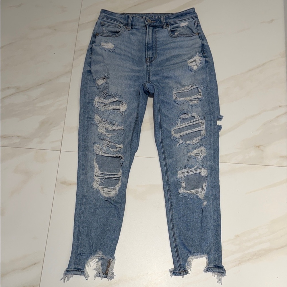 American Eagle “Mom Jean” Distressed Blue Jeans